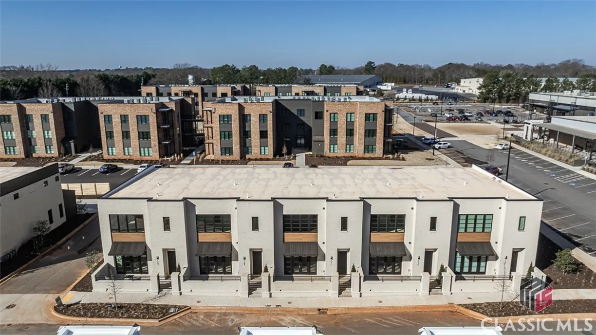Athens, GA Real Estate | View 1285 Watson Lane, E7 | 3 Beds, 3 Baths