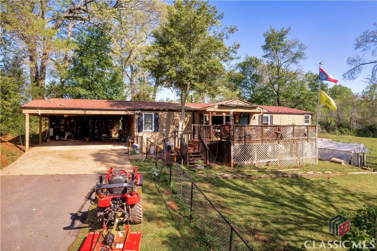 Athens, GA Real Estate | View 5333 Robin Trail | 3 Beds, 2 Baths