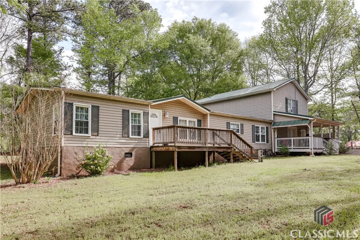 Athens, GA Real Estate | View 6391 Jefferson River Road | 5 Beds, 3 Baths