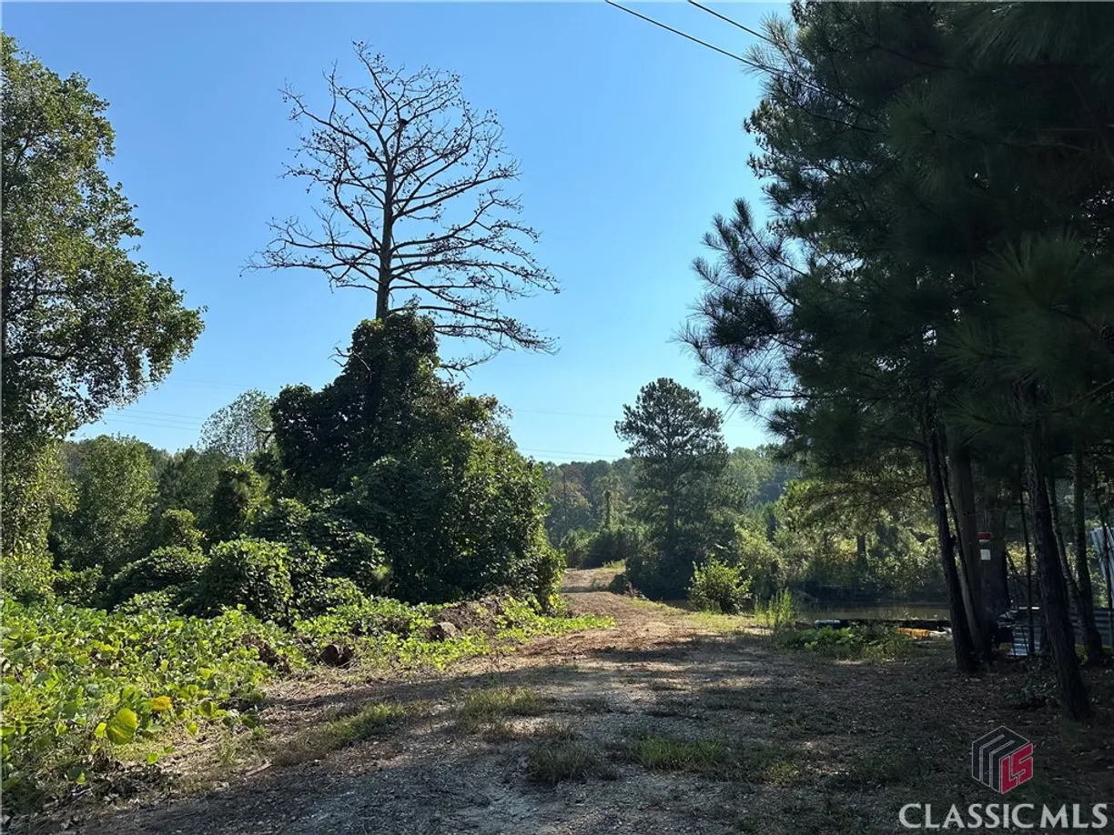 Athens, GA Real Estate | View 863 Knollwood Drive | Listing