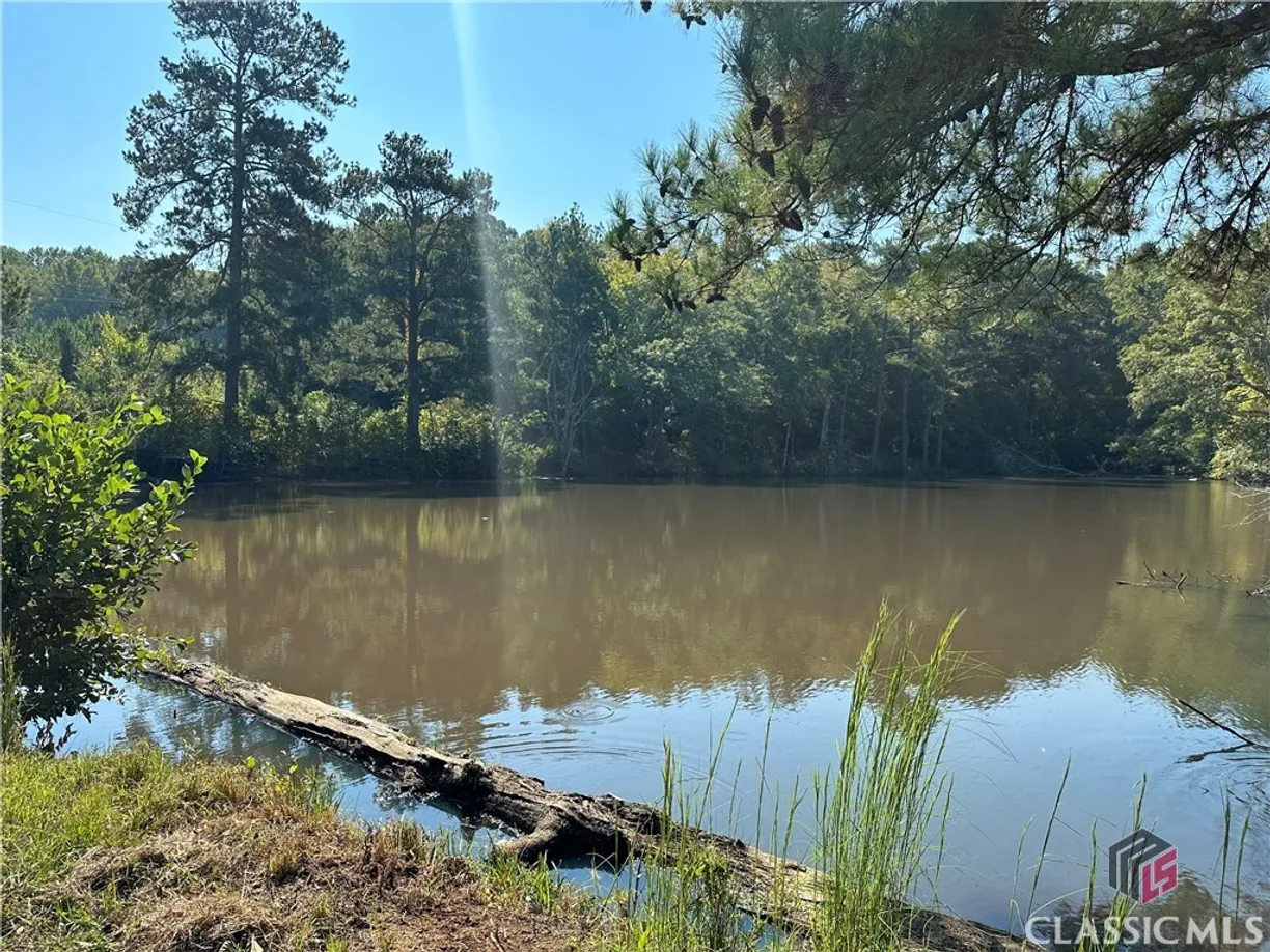 Athens, GA Real Estate | View 863 Knollwood Drive | Listing