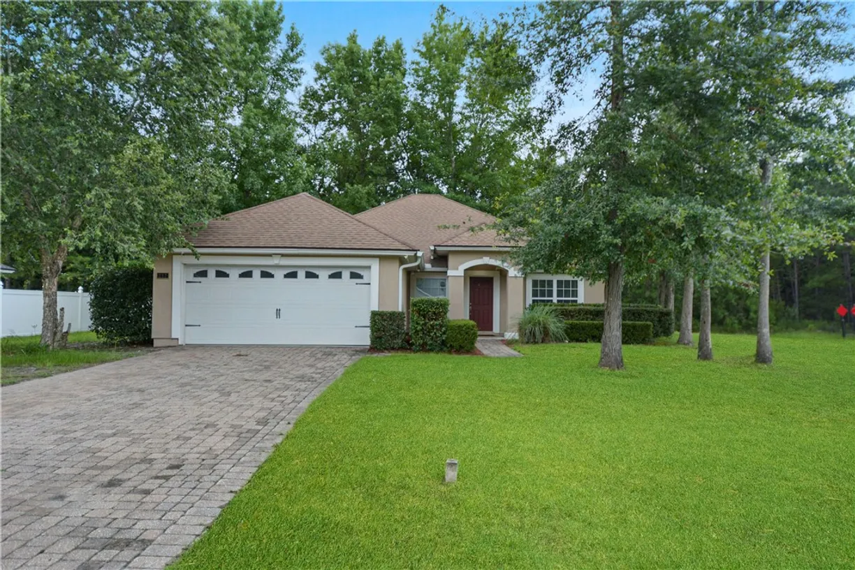 Savannah Real Estate | View 217 Majestic Oaks Drive | 3 Beds, 2 Baths