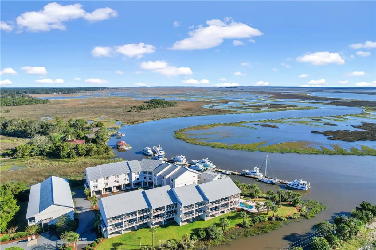 Savannah Real Estate | View 24 Hidden Harbor Road | 3 Beds, 3 Baths