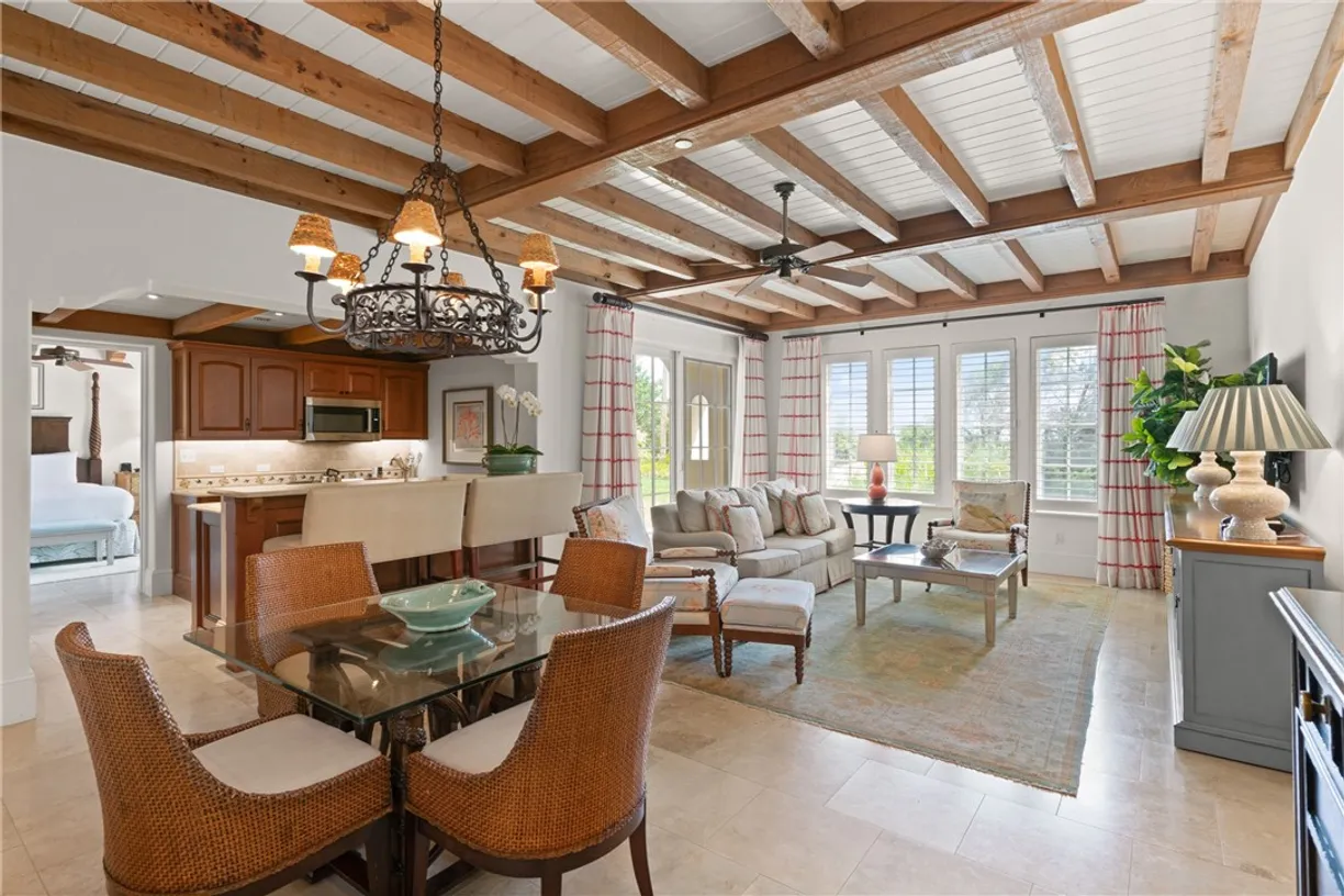 Savannah Real Estate | View 10 Dune Avenue | Listing