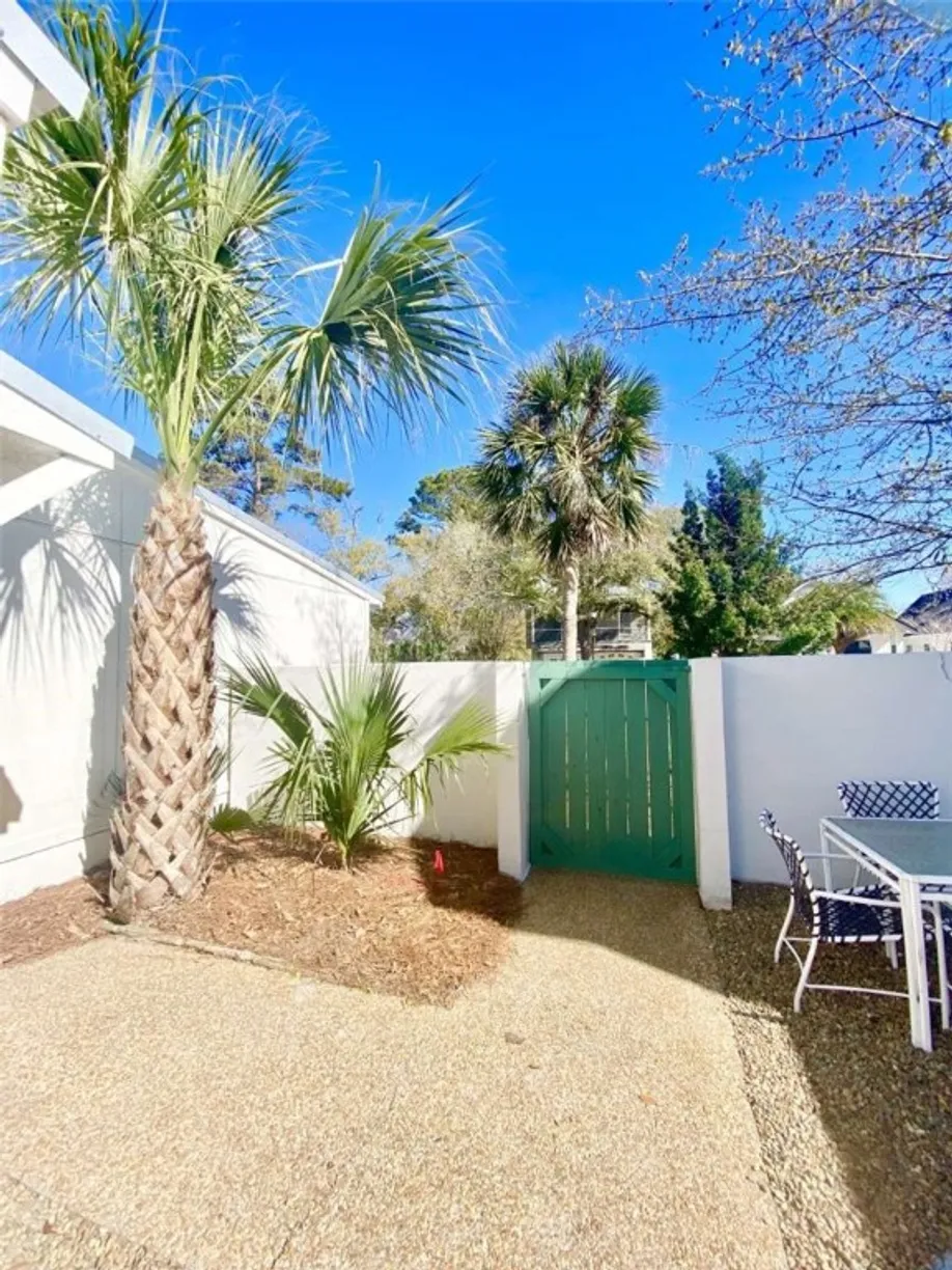 Savannah Real Estate | View 319 Maple Street | Listing