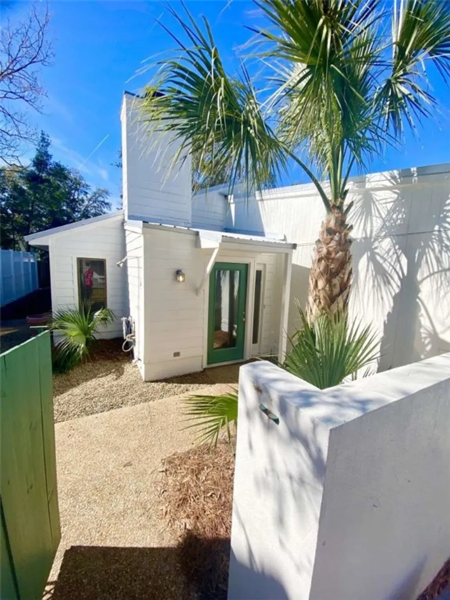 Savannah Real Estate | View 319 Maple Street | Listing