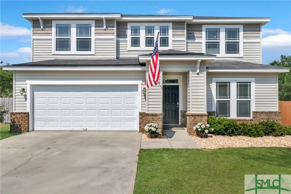 Savannah Real Estate | View 143 Grayson Avenue | 4 Beds, 2 Baths | View 1