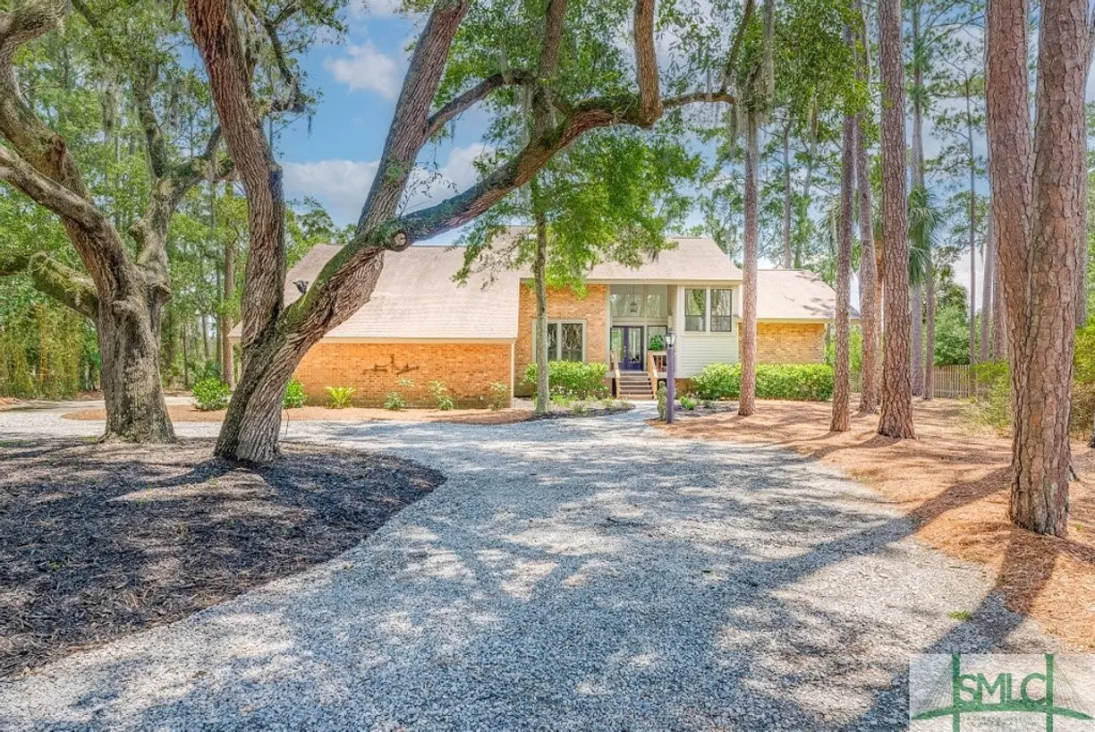 Savannah Real Estate | View 509 Herb River Drive | 4 Beds, 2 Baths