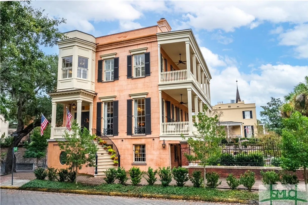 Savannah Real Estate | View 432 Abercorn Street | Listing