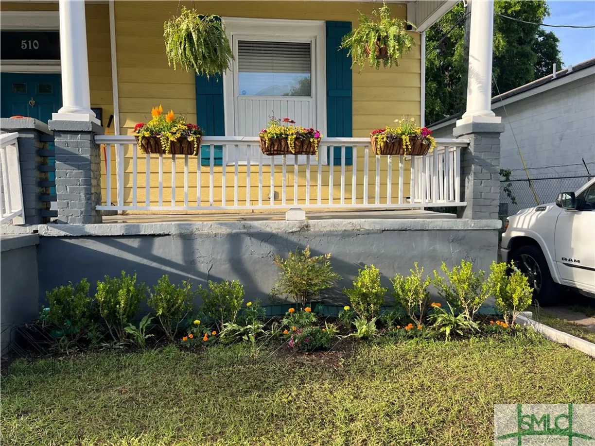 Savannah Real Estate | View 510 W 39th Street, 1 | 2 Beds, 2 Baths