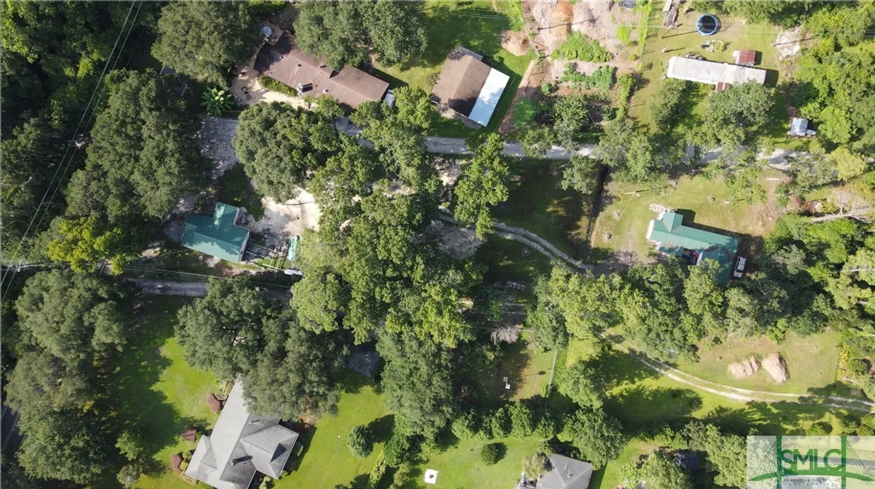 Savannah Real Estate | View 8621 Ferguson Avenue | 6 Beds, 3 Baths