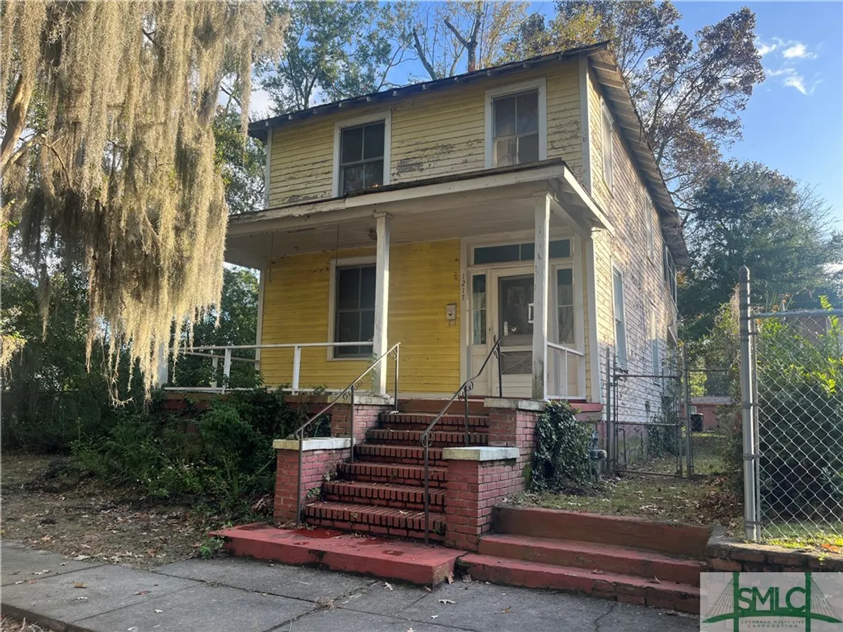 Savannah Real Estate | View  | 2 Beds, 1 Bath