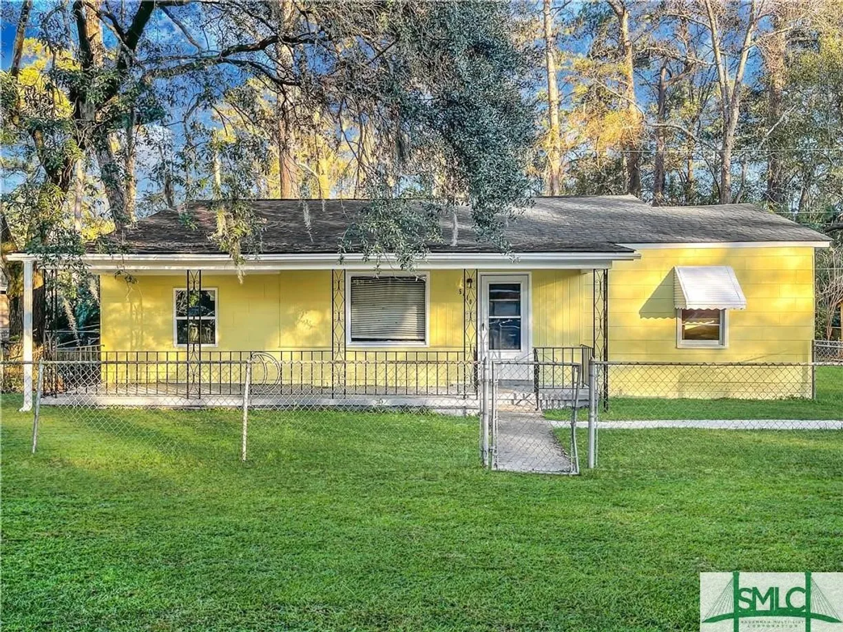 Savannah Real Estate | View 5410 Emory Drive | 4 Beds, 2 Baths