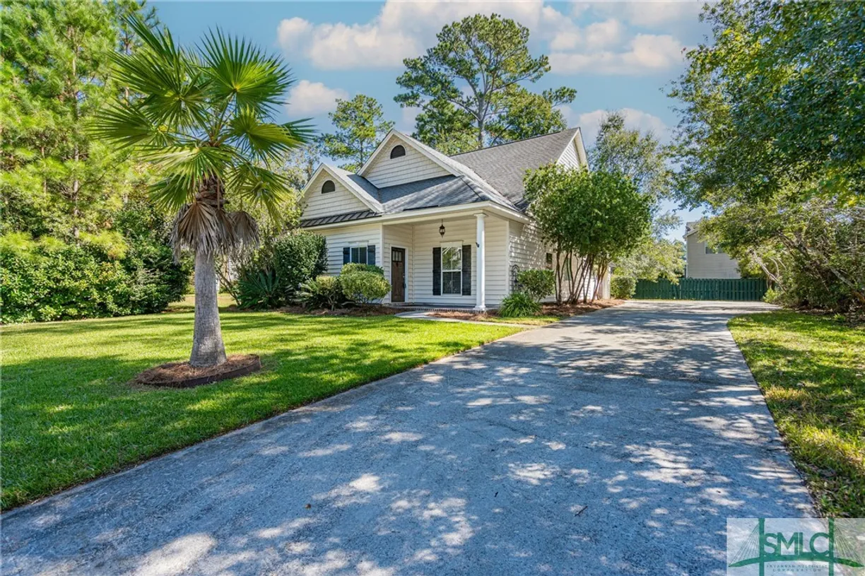Savannah Real Estate | View 75 Golden Rod Loop | 4 Beds, 2 Baths