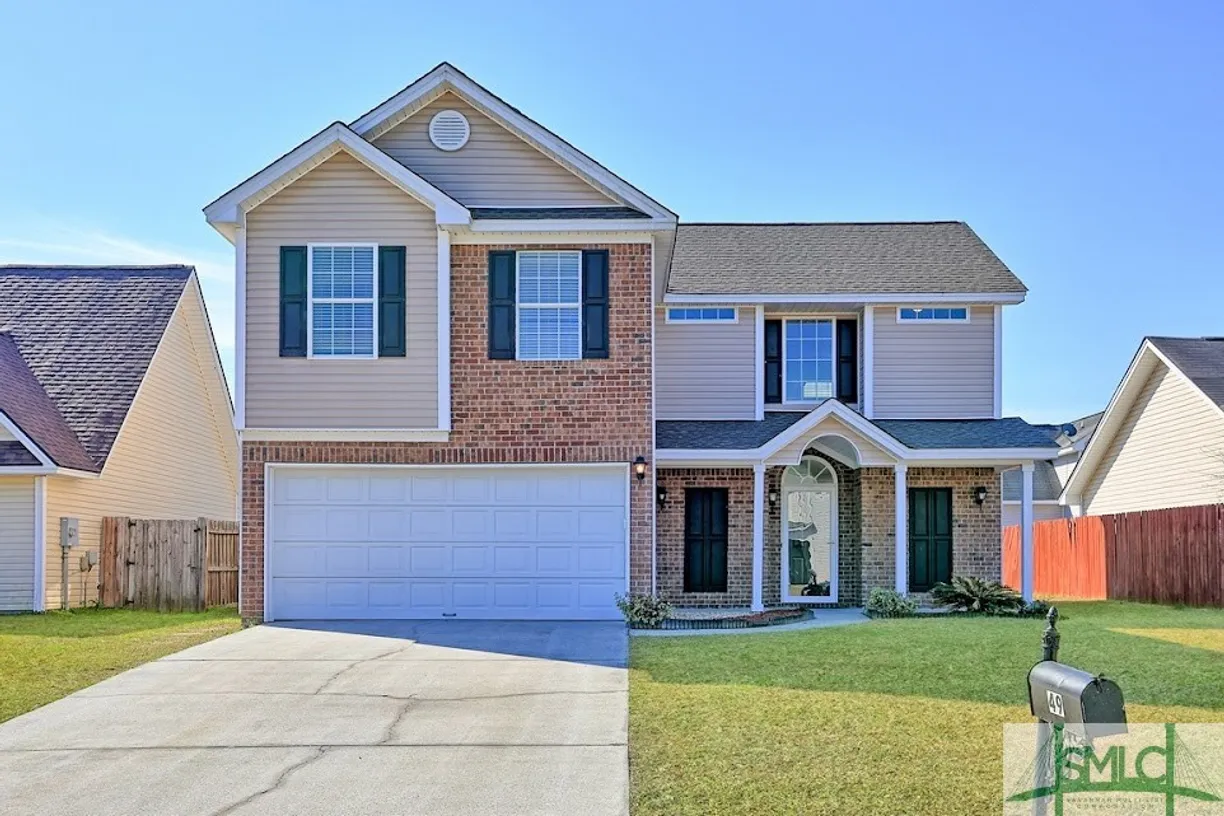 Savannah Real Estate | View 49 Gimbal Circle | 3 Beds, 2 Baths