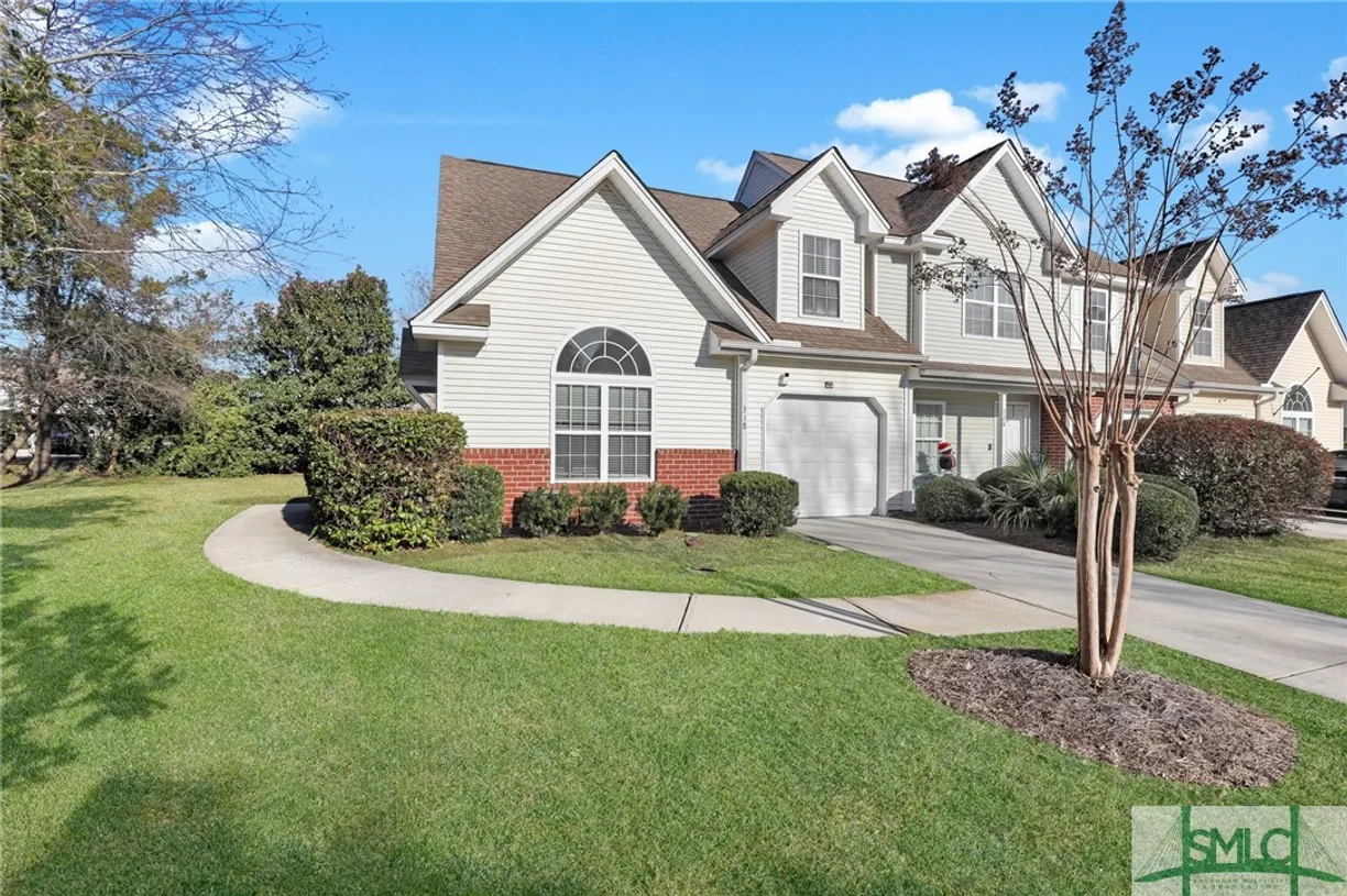Savannah Real Estate | View 318 Gallery Way | 3 Beds, 2 Baths