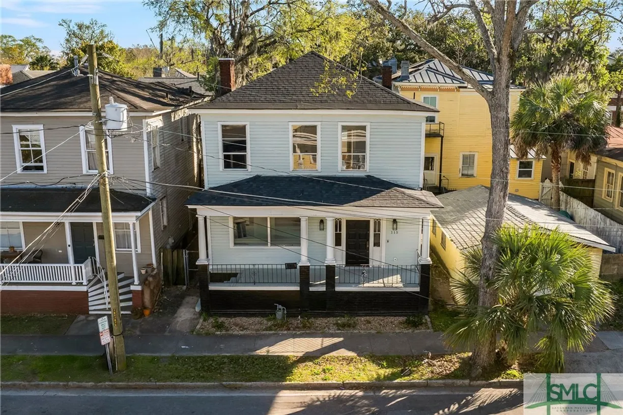Savannah Real Estate | View 115 W 34th Street | Listing