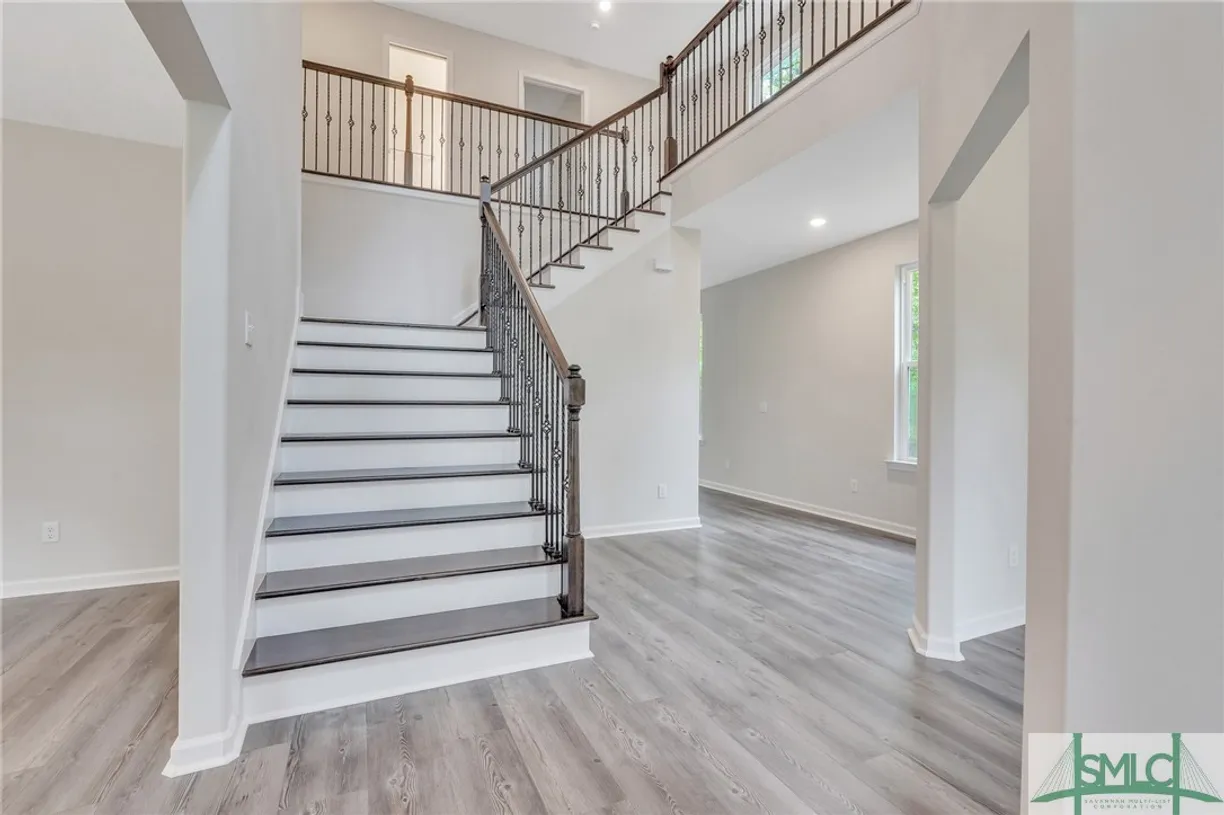 Savannah Real Estate | View 122 Chilburn Circle | Listing