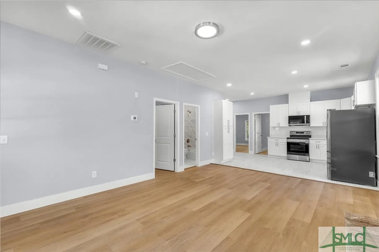 Savannah Real Estate | View 7227 Central Avenue | Listing