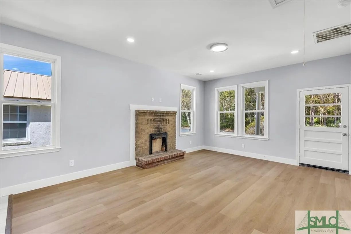 Savannah Real Estate | View 7227 Central Avenue | Listing