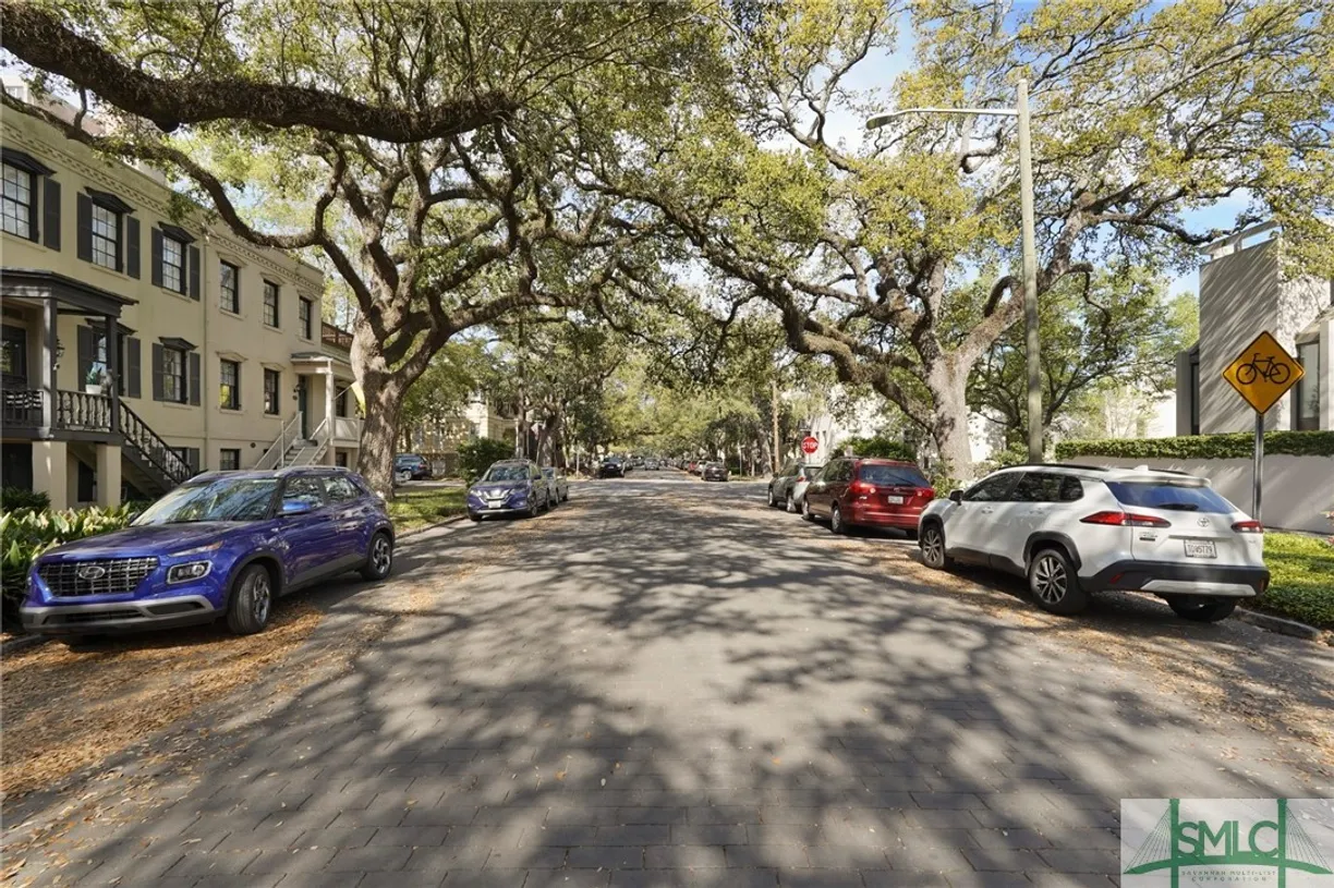 Savannah Real Estate | View 409 E Jones Street | Listing