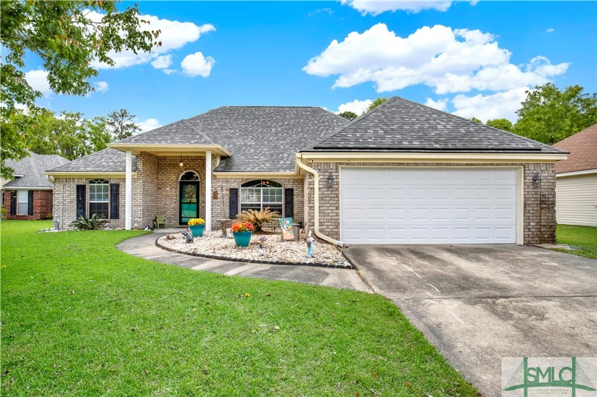 Savannah Real Estate | View 133 Raindance Road | 3 Beds, 2 Baths