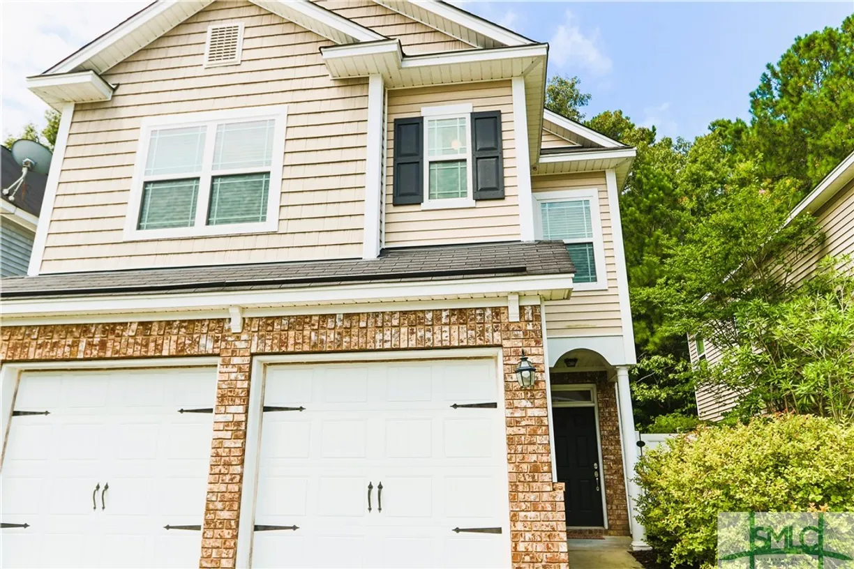 Savannah Real Estate | View 530 Summer Hill Way | 3 Beds, 2 Baths
