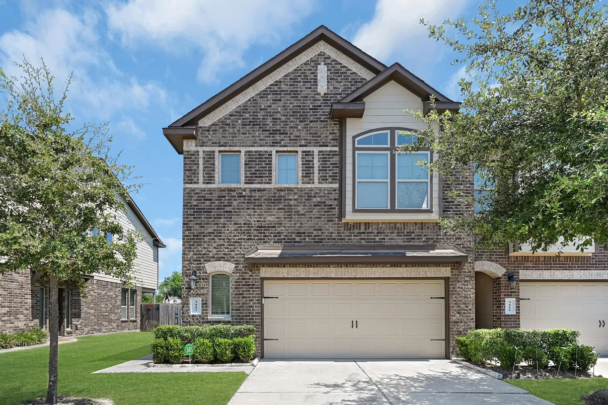 Houston Suburbs Real Estate | View 3417 Harvest Meadow Lane | 3 Beds, 2 Baths