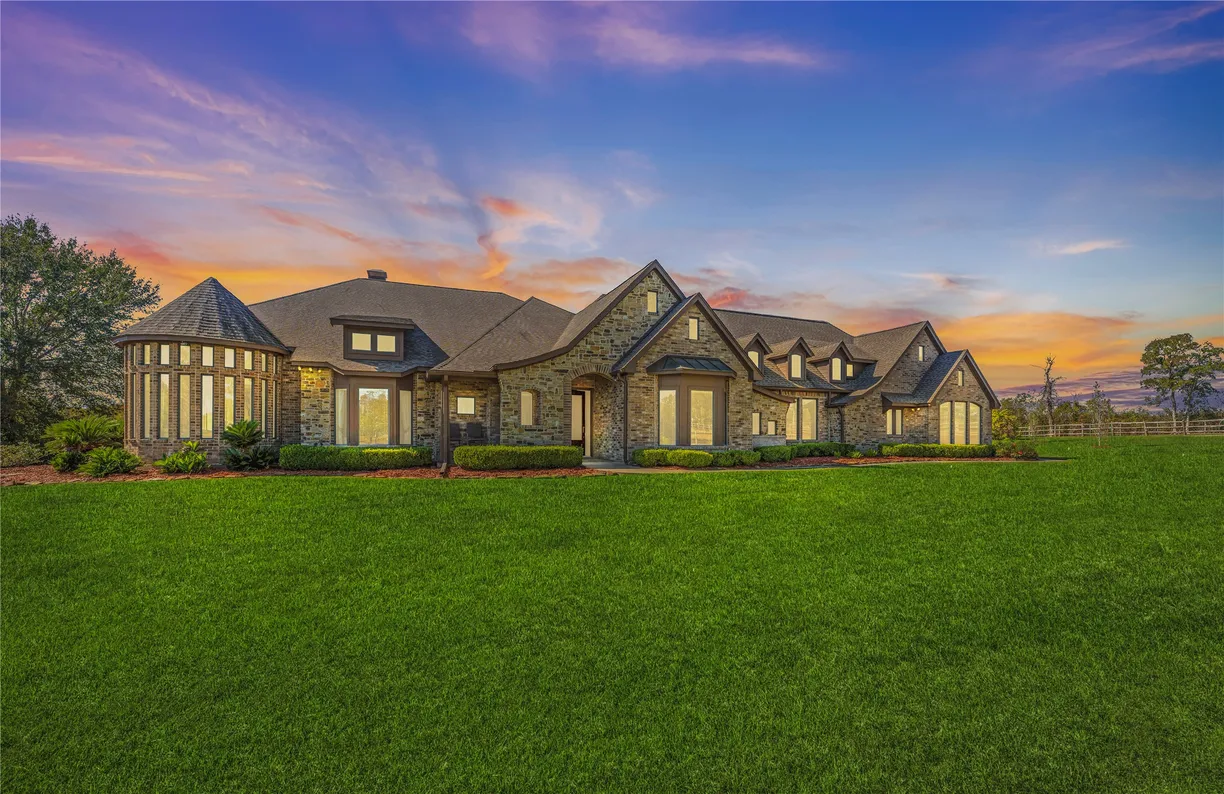 Houston Suburbs Real Estate | View 16372 HW6 | 4 Beds, 5 Baths