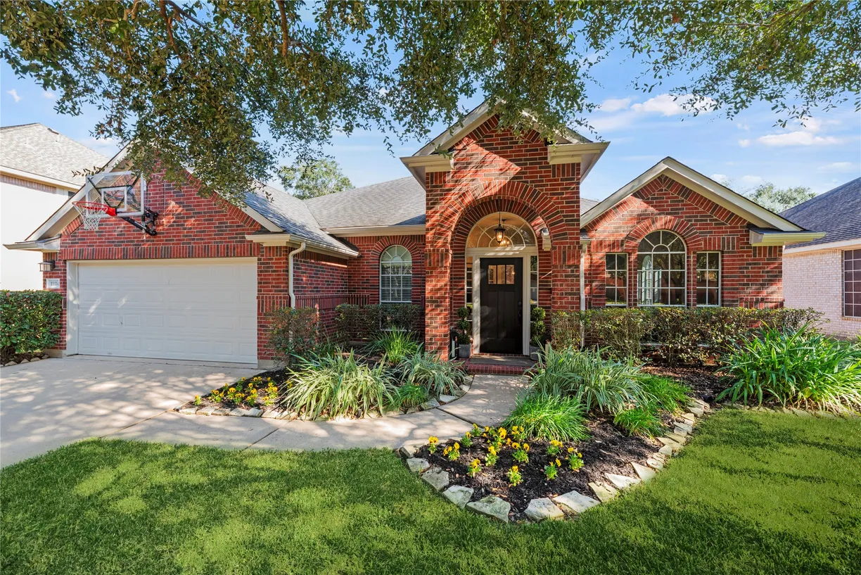 Houston Real Estate | View 11414 Bottlebrush Lane | 3 Beds, 2 Baths