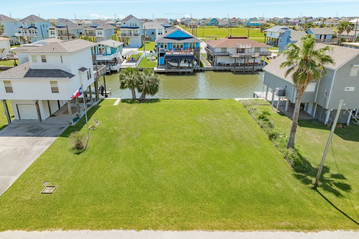 Houston Real Estate | View Lot 10 Vida