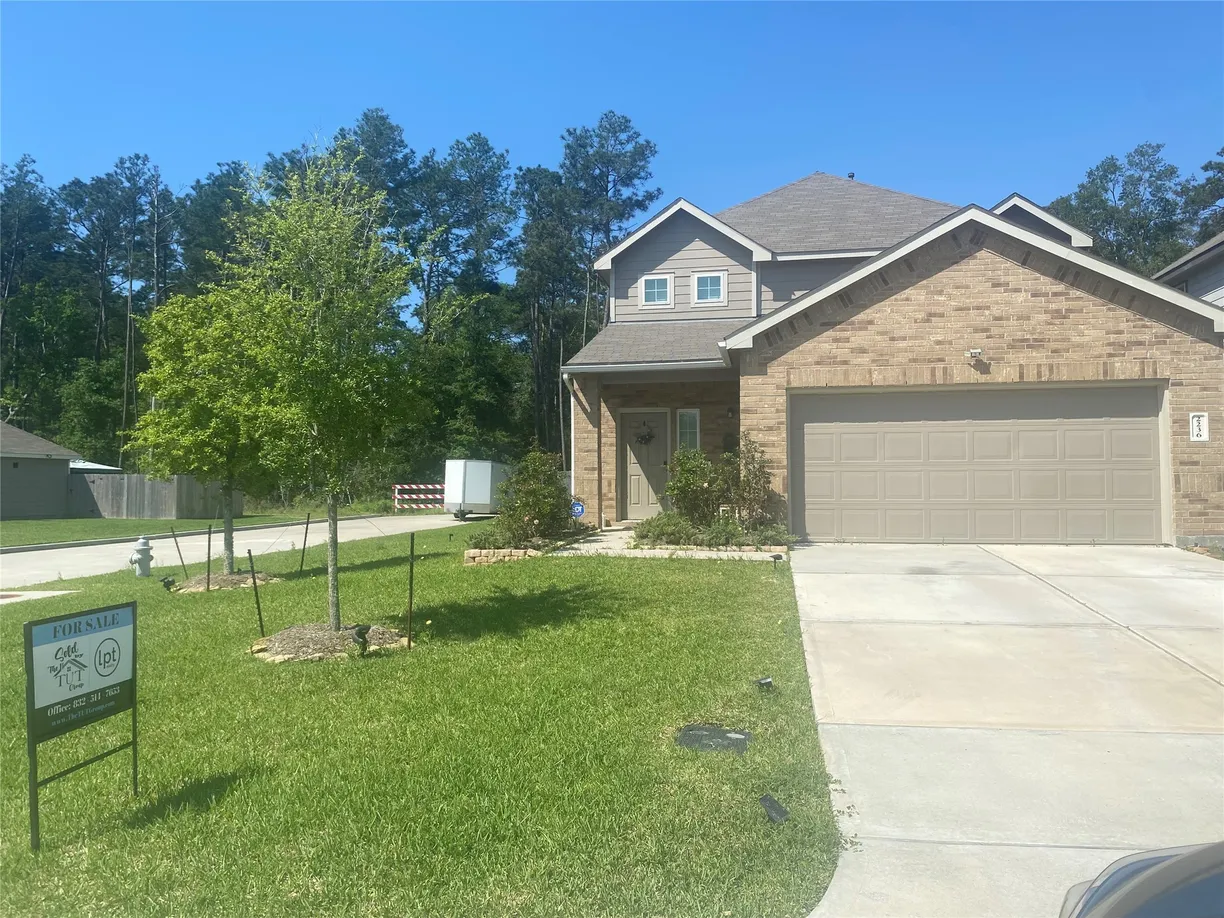 The Woodlands Real Estate | View 2236 Raider Drive | 5 Beds, 3 Baths