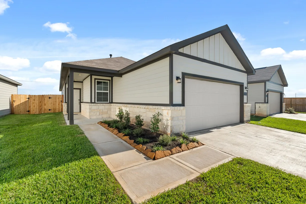 Houston Real Estate | View 3935 Glory Green Drive | Listing