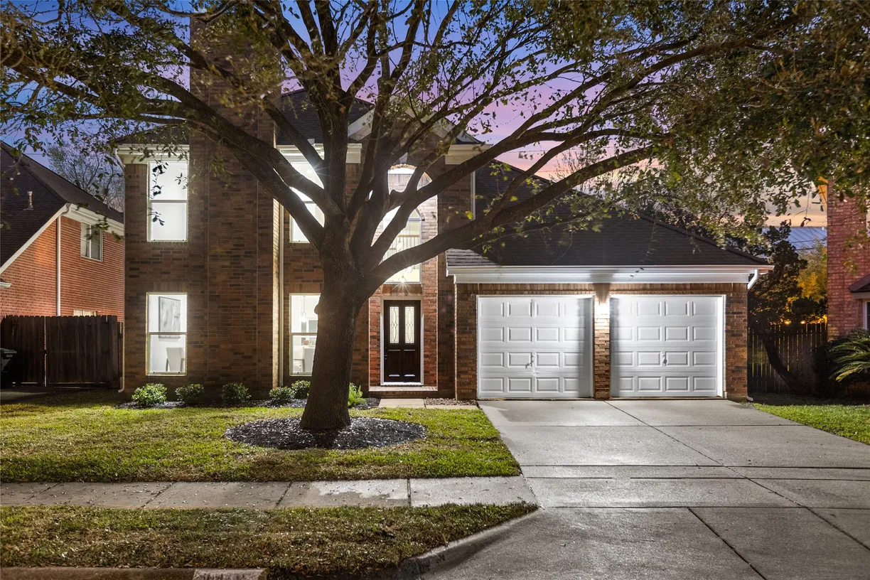 Houston Real Estate | View 14115 Swallowfield Drive | 3 Beds, 2 Baths