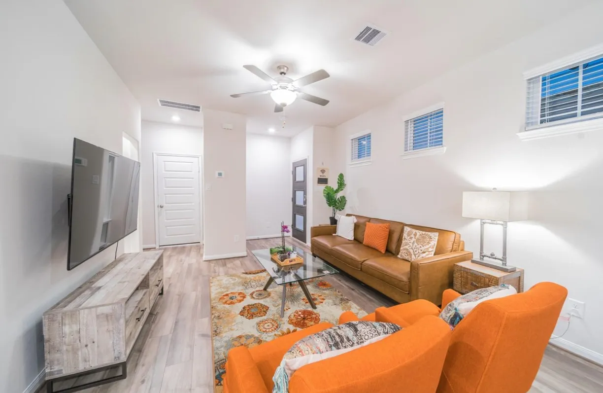 Houston Real Estate | View 1512 Lakeline Oak Drive | Listing
