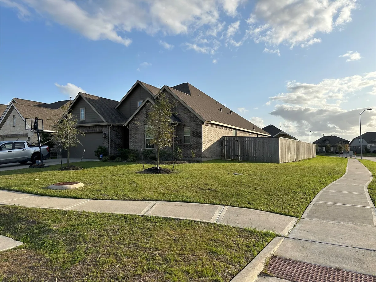 Houston Real Estate | View 7502 Jasmine Bend Lane | Listing