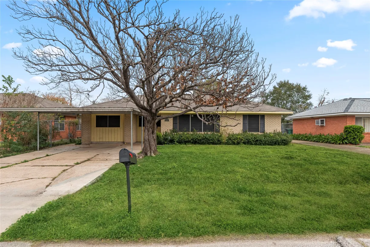 Houston Real Estate | View 13001 Orleans Street | 4 Beds, 2 Baths