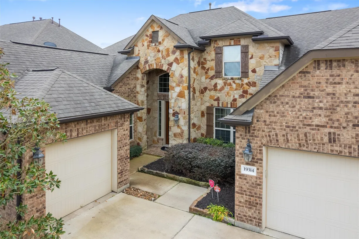 Houston Real Estate | View 19314 Stanton Lake Drive | Listing