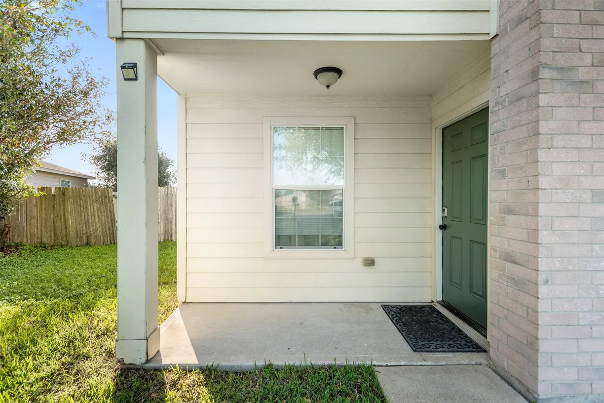 Houston Real Estate | View 4618 poppy crest court | Listing