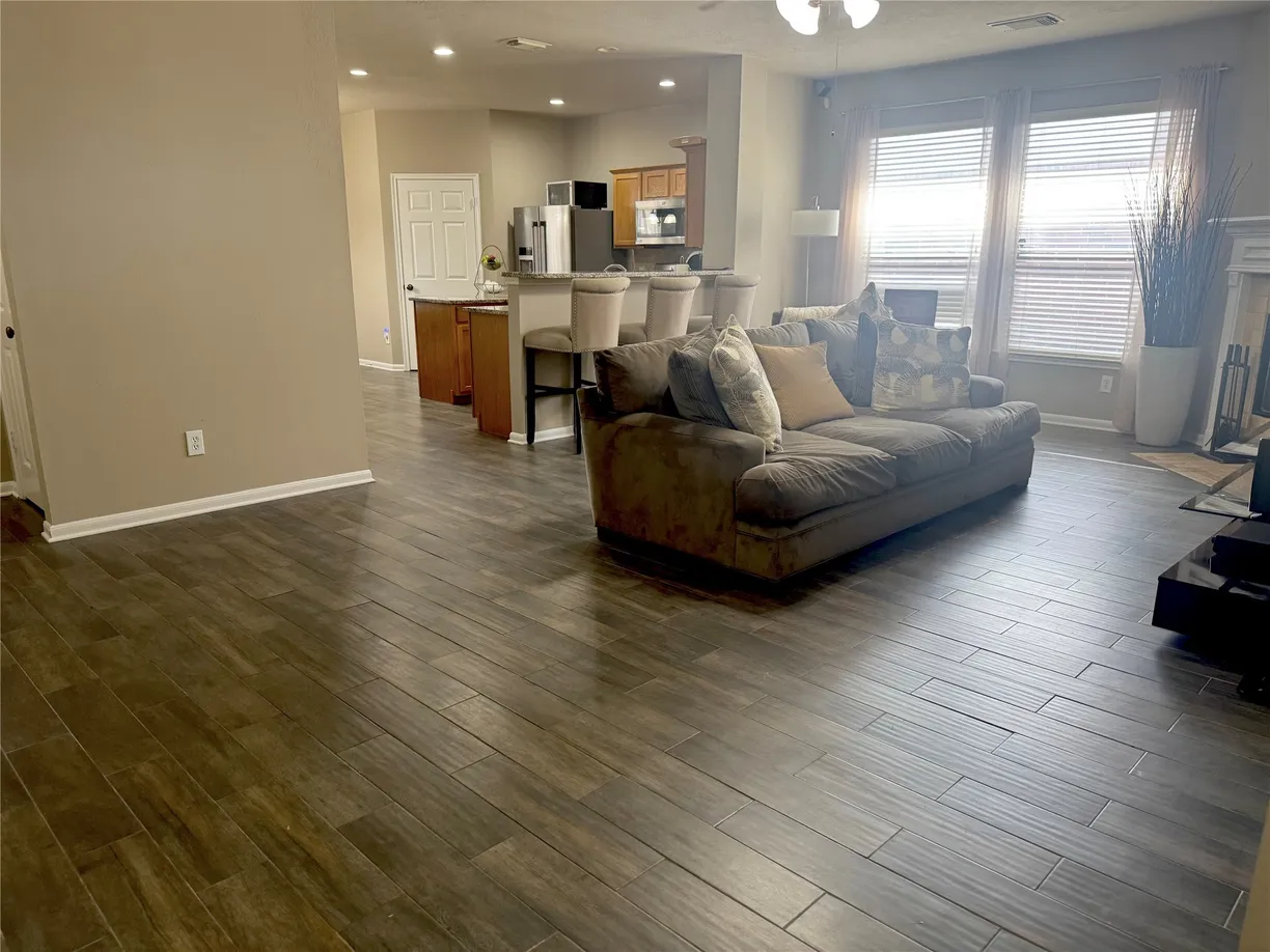 Houston Real Estate | View 12902 Meadow Springs Drive | Listing
