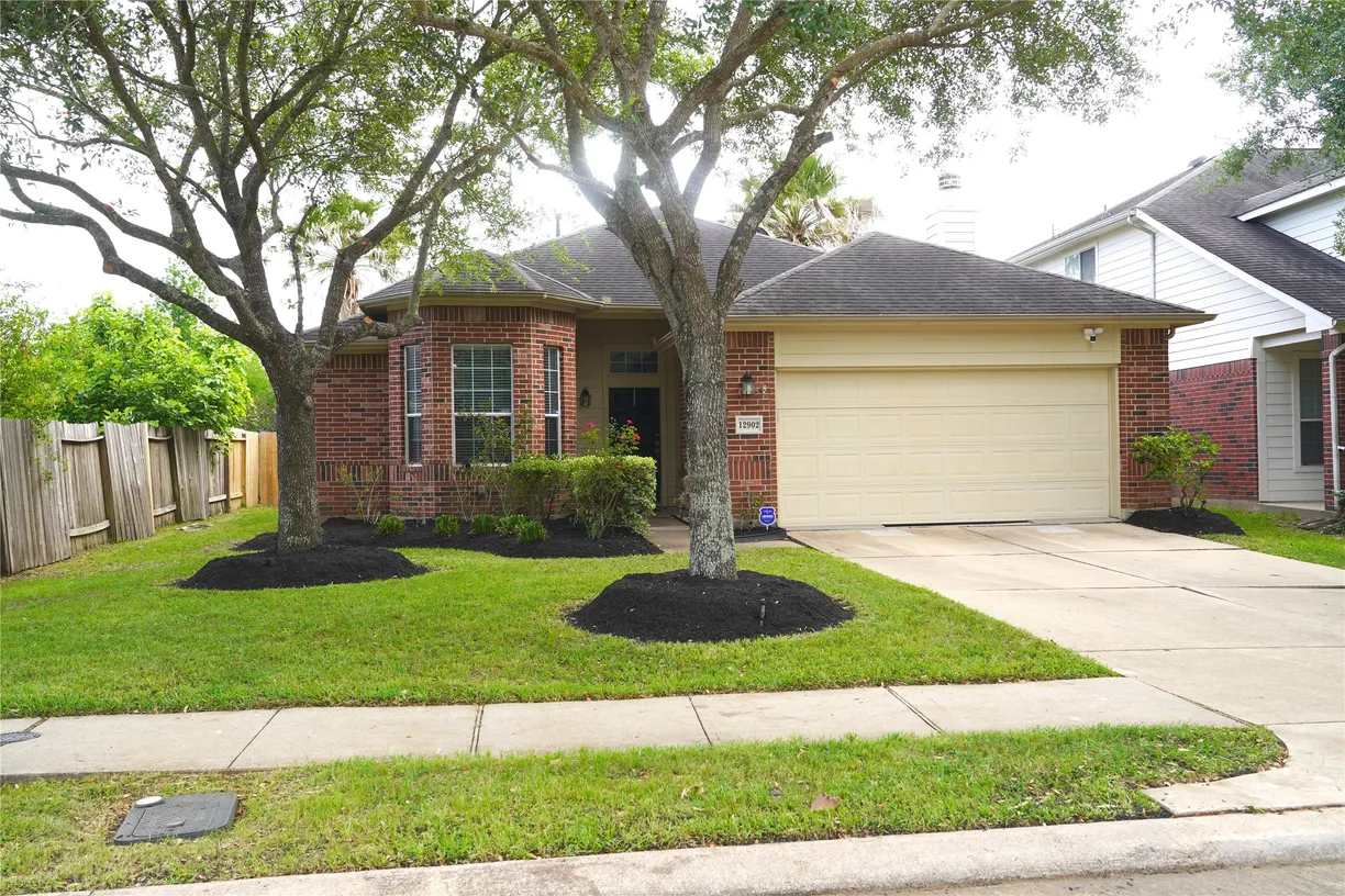 Houston Real Estate | View 12902 Meadow Springs Drive | Listing