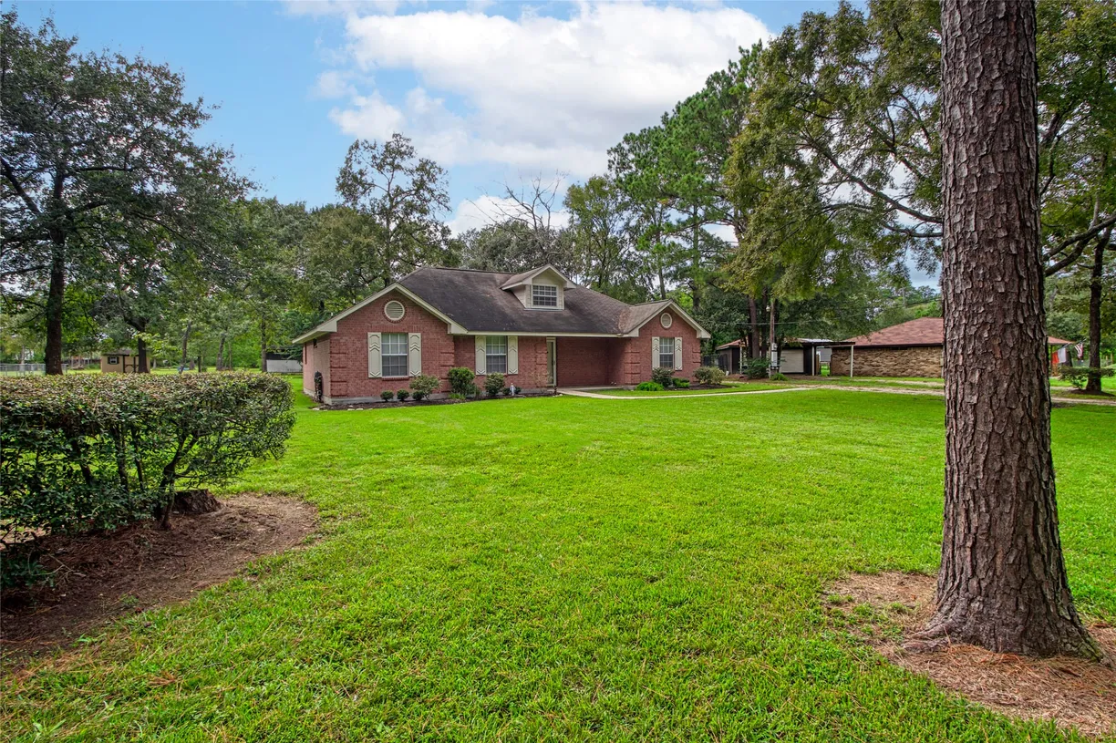 Houston Real Estate | View 31607 Terri Lane | 3 Beds, 2 Baths