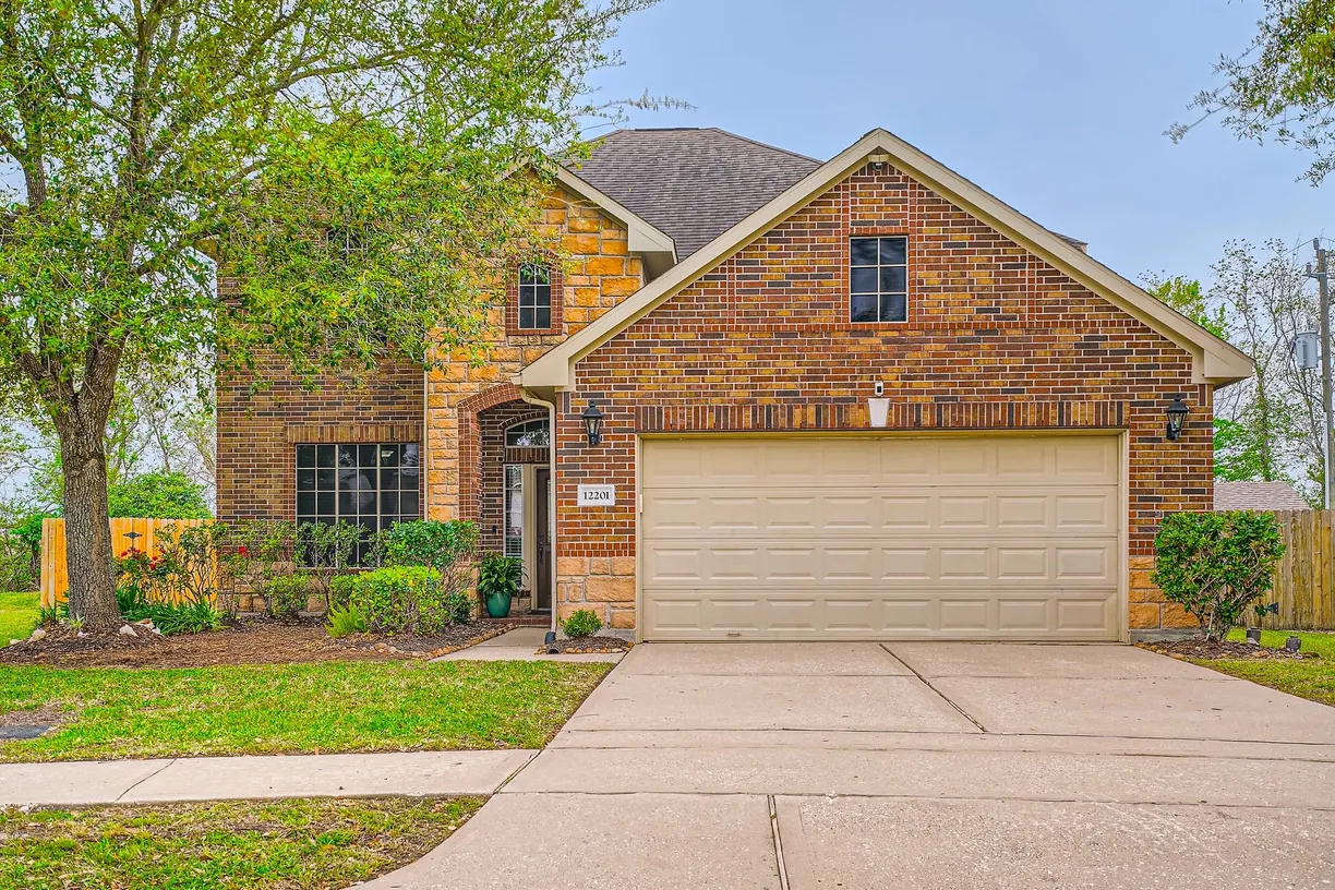 Houston Real Estate | View 12201 Iris Hollow Way | 4 Beds, 2 Baths