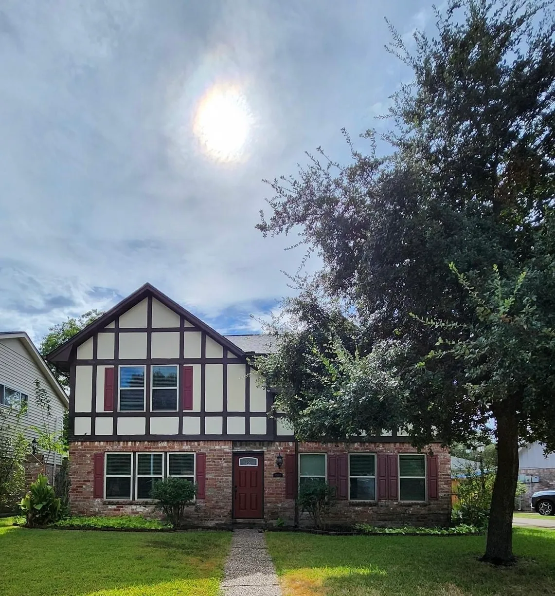 Houston Real Estate | View 13819 Vinehill Drive | 4 Beds, 2 Baths