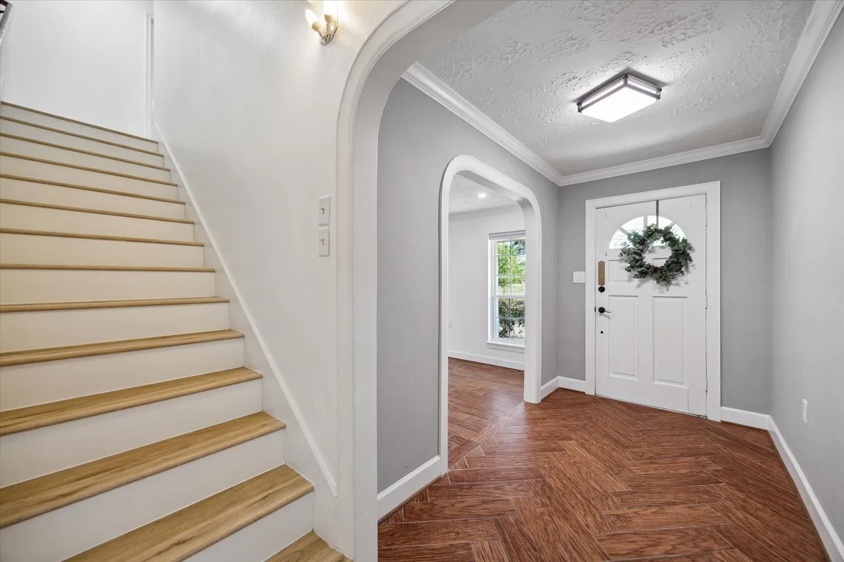 Houston Real Estate | View 5731 S Braeswood Boulevard | Listing