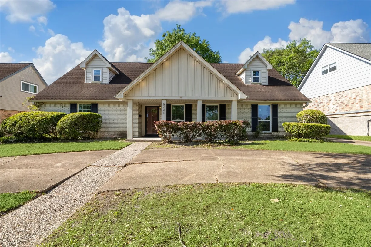 Houston Real Estate | View 5731 S Braeswood Boulevard | 5 Beds, 2 Baths