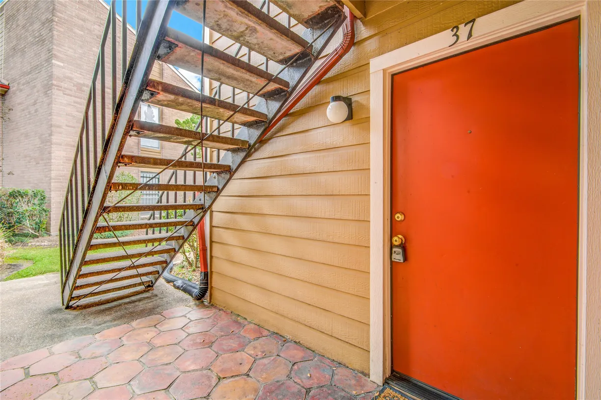 Houston Real Estate | View 12955 Woodforest Boulevard, 37 | Listing