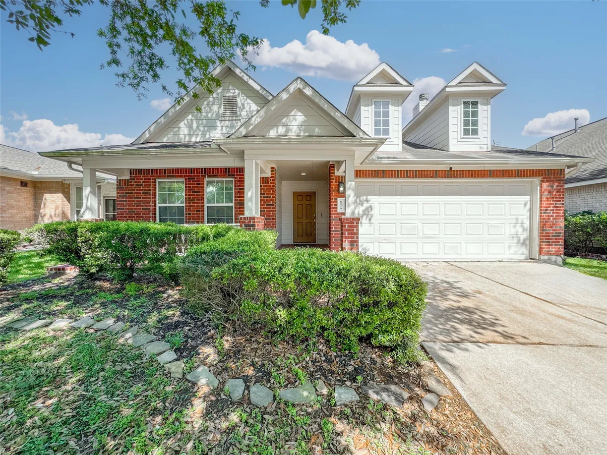 Houston Real Estate | View 8519 Riverbend Canyon Lane | 4 Beds, 2 Baths