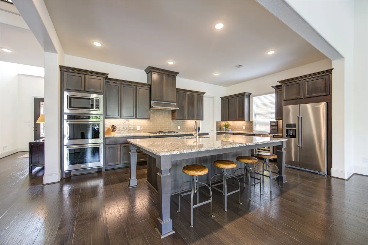 Houston Real Estate | View 11003 Avery Arbor Lane | Listing