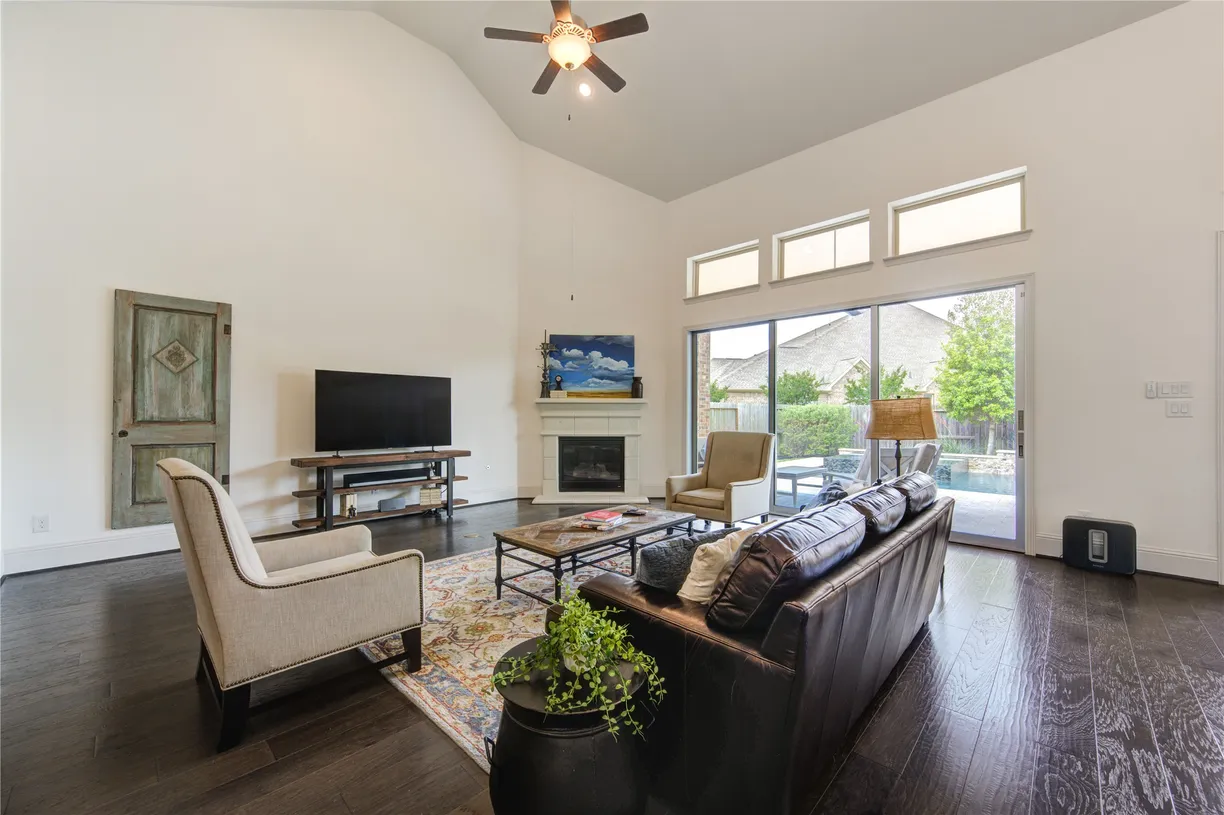 Houston Real Estate | View 11003 Avery Arbor Lane | Listing